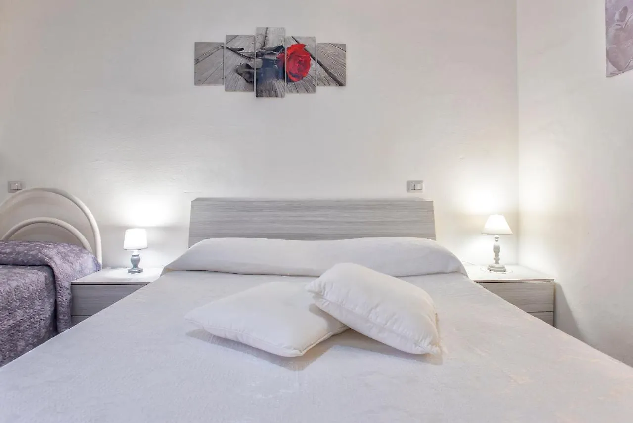 Jadianas Guest House Альгеро 2*,  Италия