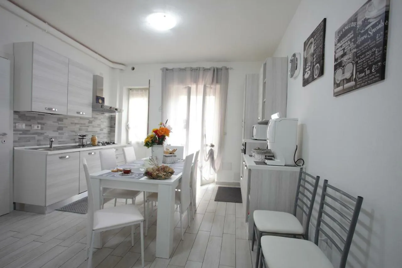 **  Jadianas Guest House Альгеро Италия